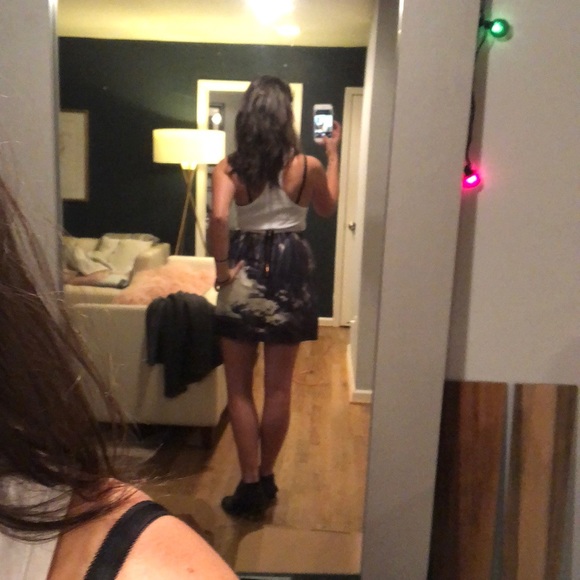 Sent to The RealReal - Picture 3 of 8